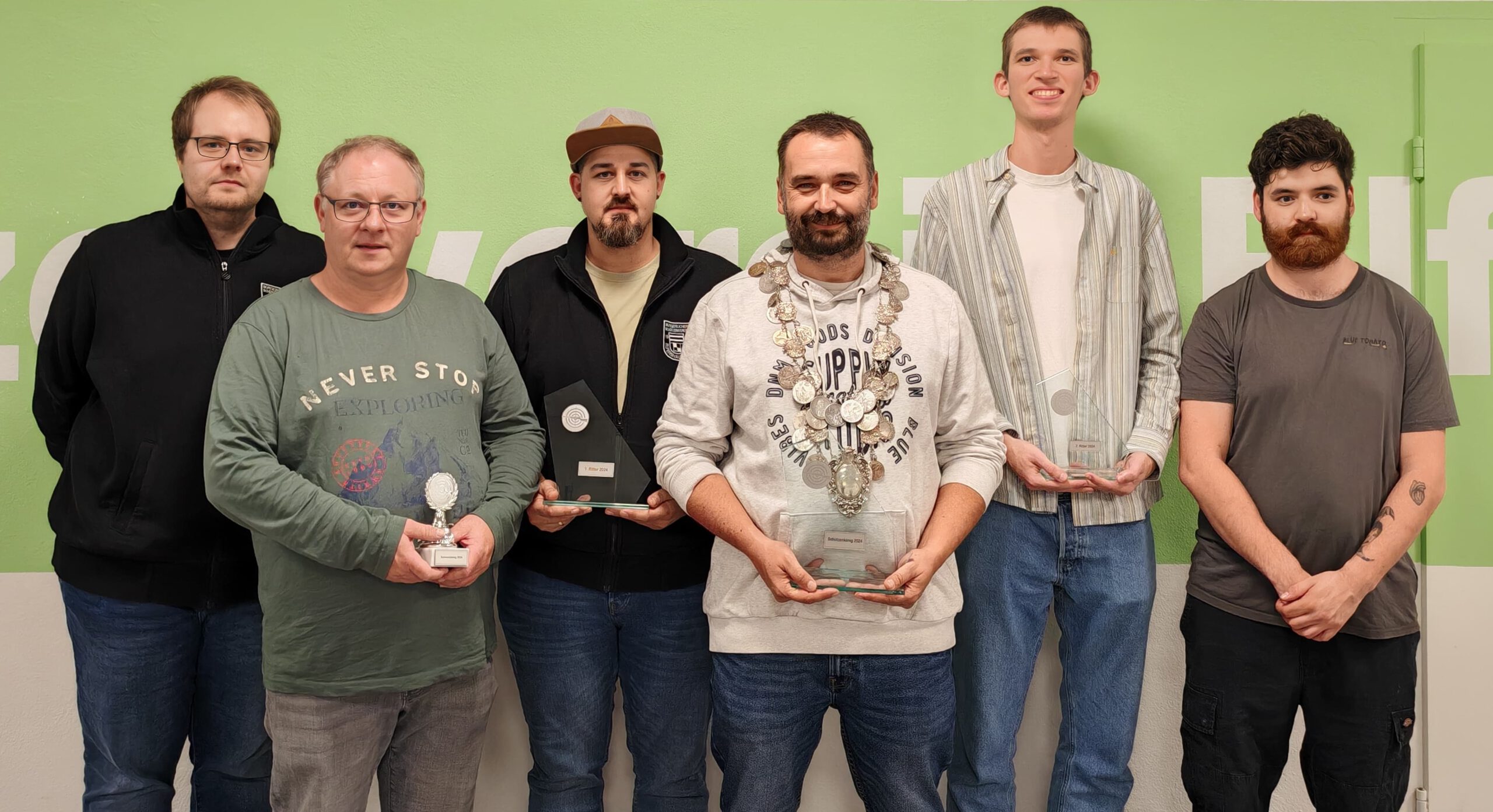 Gruppenfoto der Siegerehrung vom König-Schießen 2024.